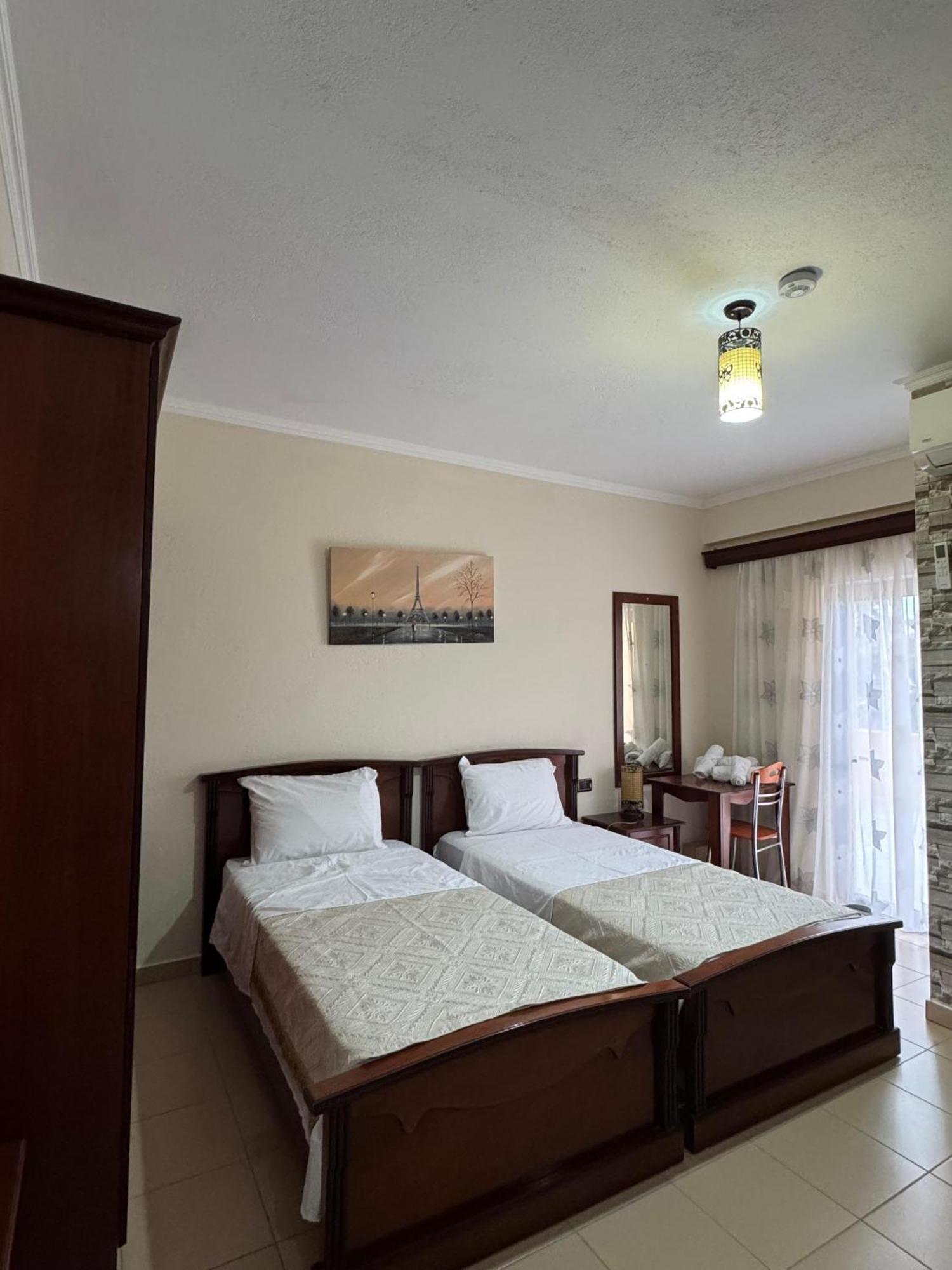 Hotel Restorant Leza Lin Bilik gambar